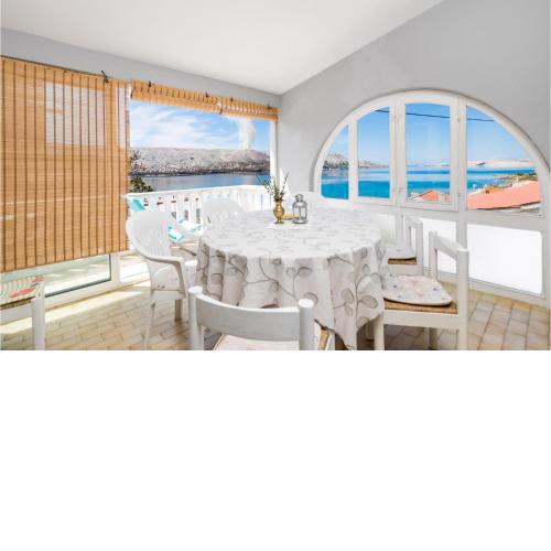 Awesome apartment in Pag with WiFi and 2 Bedrooms