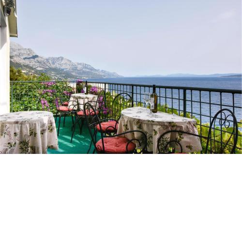 Awesome apartment in Pisak with WiFi and 3 Bedrooms