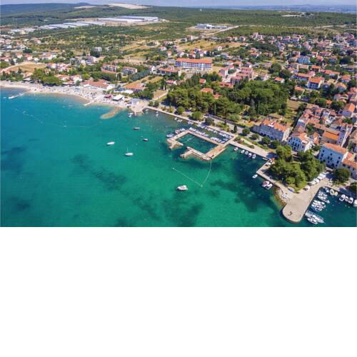 Awesome apartment in Sveti Filip i Jakov w/
