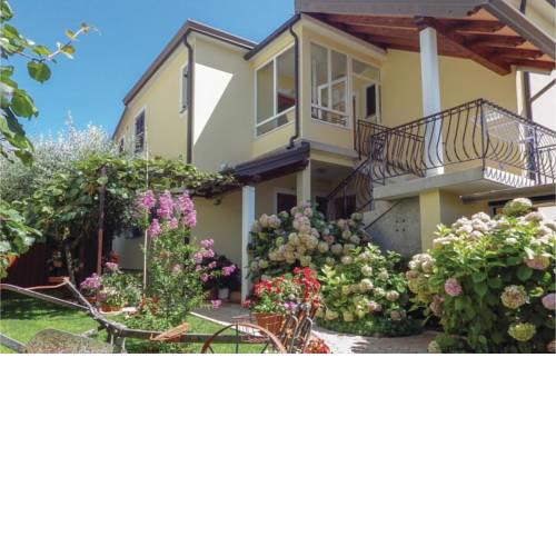 Awesome apartment in Umag w/