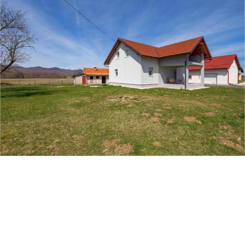 Awesome home in Debelo Brdo I with WiFi, Outdoor swimming pool and 4 Bedrooms