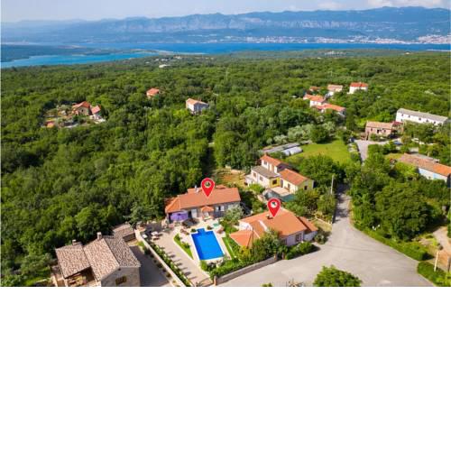 Awesome home in Dobrinj w/ Outdoor swimming pool, Sauna and 5 Bedrooms