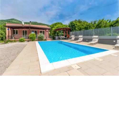 Awesome home in Hreljin with Outdoor swimming pool, WiFi and 3 Bedrooms