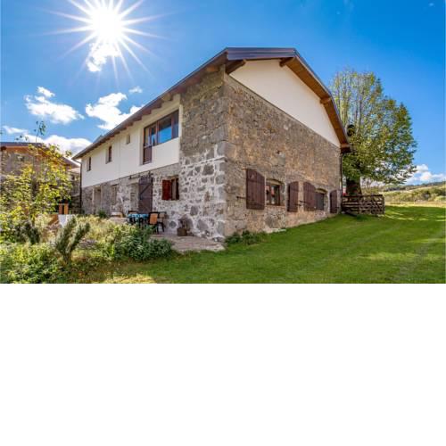Awesome home in Jezerane w/ WiFi and 4 Bedrooms