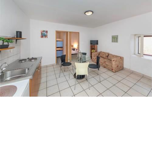 Awesome home in Kastel Novi w/ 5 Bedrooms