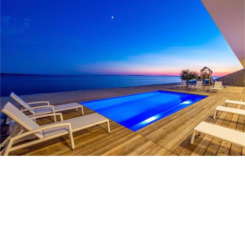 Awesome home in Kosljun w/ WiFi, Heated swimming pool and 4 Bedrooms