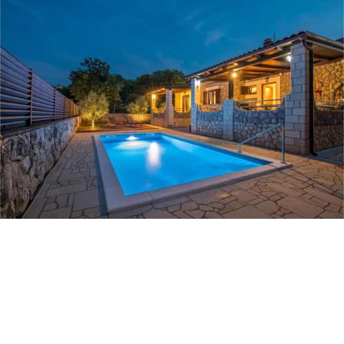 Awesome home in Lakmartin with WiFi and 3 Bedrooms