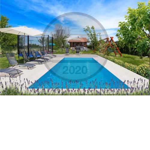 Awesome home in Lovinac w/ Outdoor swimming pool, Jacuzzi and 2 Bedrooms