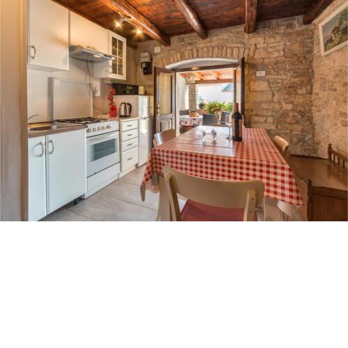Awesome home in Svetvincenat with 2 Bedrooms
