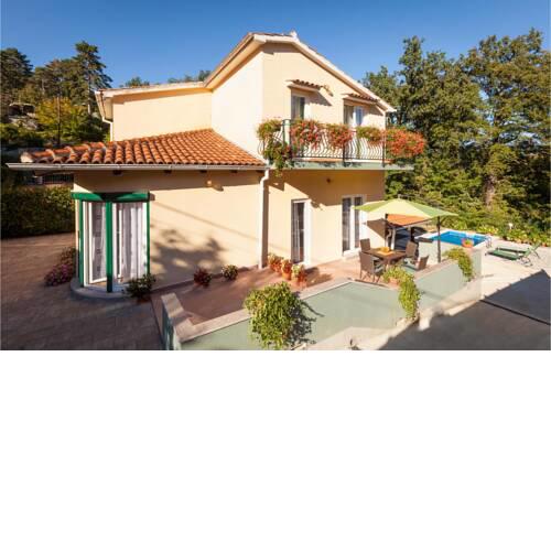 Awesome home in Veprinac with Outdoor swimming pool, WiFi and 3 Bedrooms