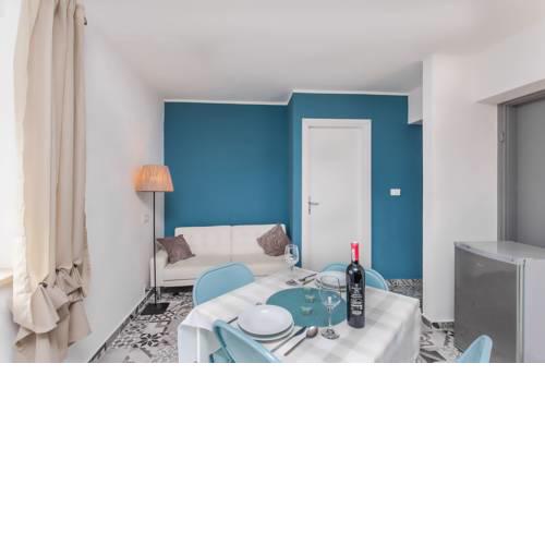 Bay View Apartment