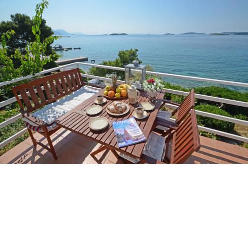 Beach Apartment Mery