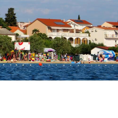 Beach apartment studio Roza Biograd