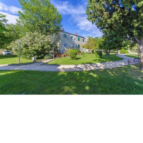 Beach & park Apartment