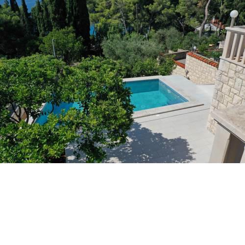 Beach Villa with heated Pool - Garden Apartment