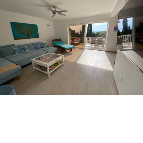 Beach Villa with heated Pool - Top Apartment