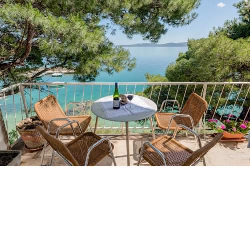 Beachfront Apartment Pisak (196-1)