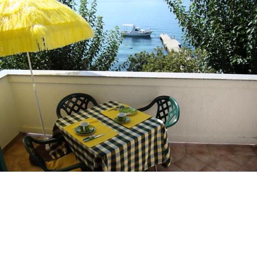 Beachfront Apartment with 1 bedroom and terrace