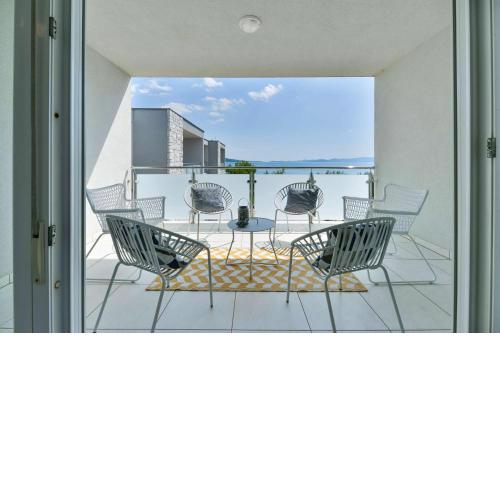 Beachfront Villa Klaudija