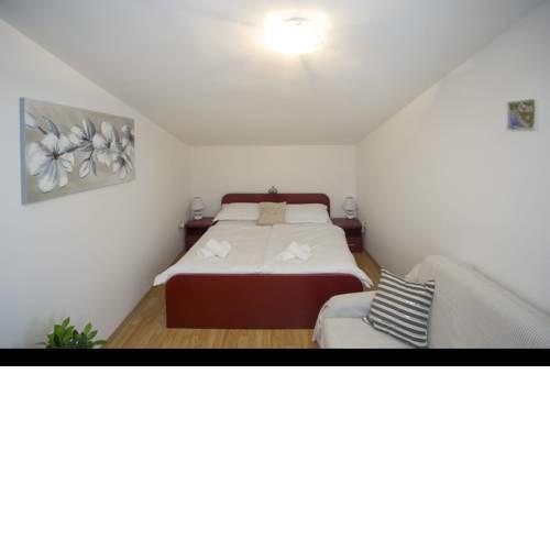 Beautiful apartman Dragica in old town