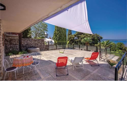 Beautiful apartment in Crikvenica w/ Sauna, WiFi and 2 Bedrooms