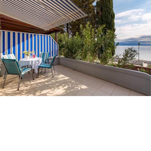 Beautiful apartment in Icici with WiFi and 1 Bedrooms