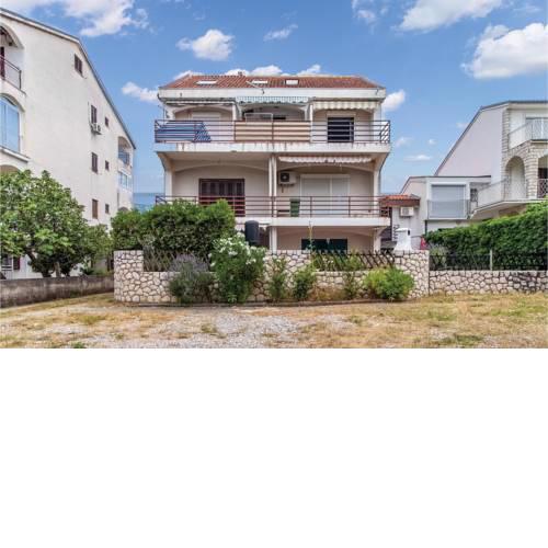 Beautiful apartment in Jadranovo w/ 1 Bedrooms