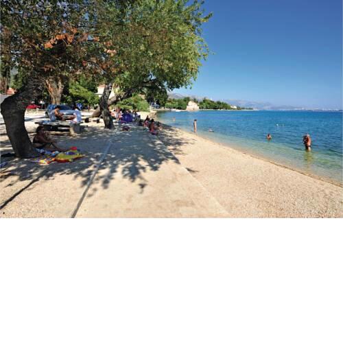 Beautiful apartment in Kastel Stari w/ WiFi and 3 Bedrooms