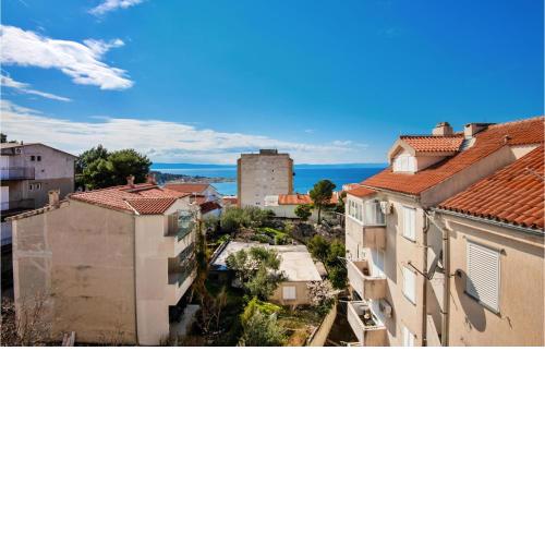 Beautiful apartment in Makarska with WiFi and 2 Bedrooms