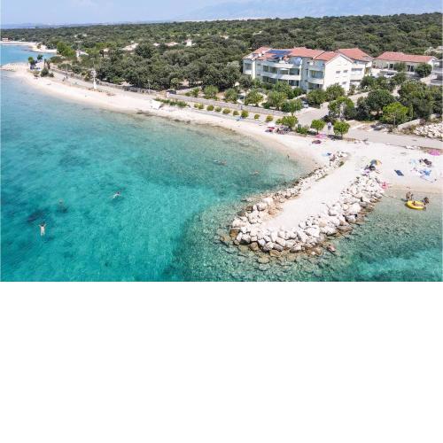Beautiful apartment in Mandre with 1 Bedrooms