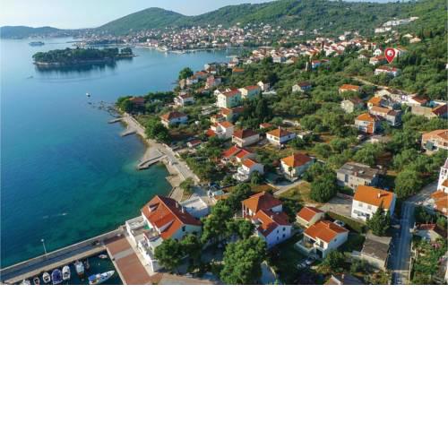Beautiful apartment in Poljana w/ WiFi and 1 Bedrooms