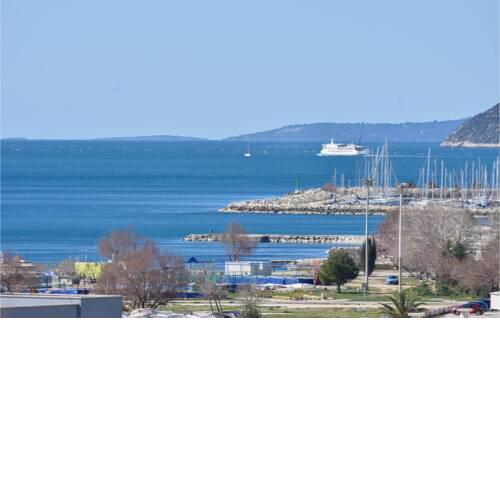 Beautiful apartment in Split w/ WiFi and 1 Bedrooms