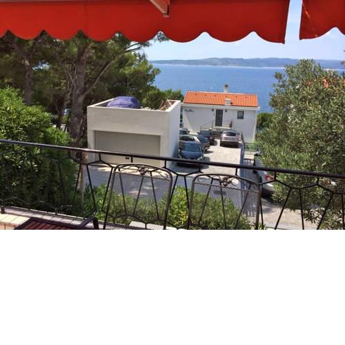 Beautiful Brela Beach Home - 2 Bedroom Apartment