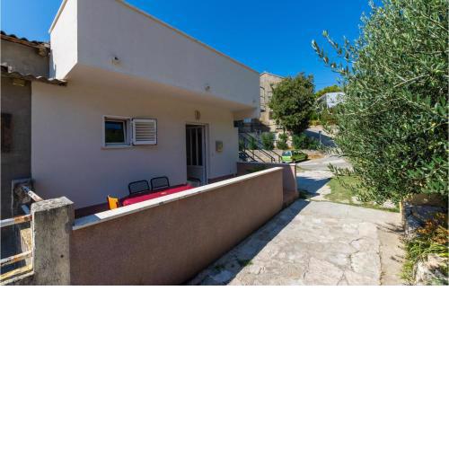 Beautiful home in Dugi Rat with WiFi and 2 Bedrooms