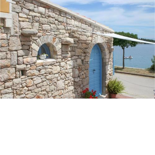 Beautiful home in Kali with WiFi and 1 Bedrooms