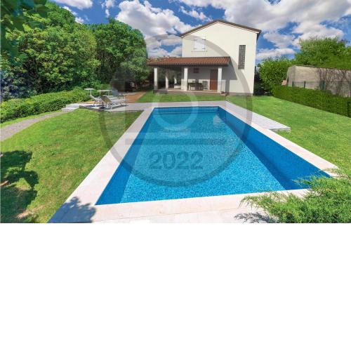 Beautiful home in Krnica with WiFi and 3 Bedrooms