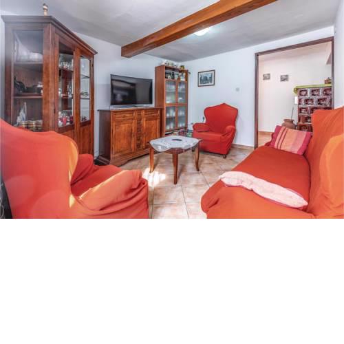 Beautiful home in Premantura w/ WiFi and 2 Bedrooms