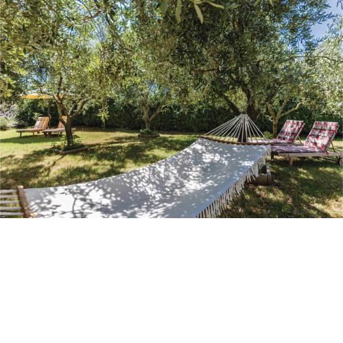 Beautiful home in Pula w/ WiFi and 3 Bedrooms