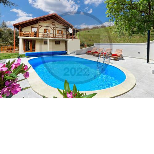 Beautiful home in Turcin with Sauna and 3 Bedrooms