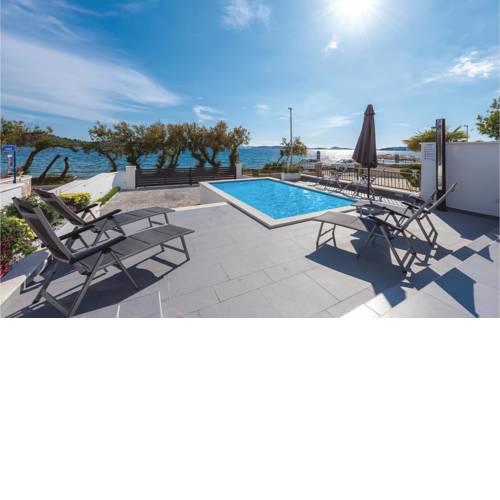 Beautiful home in Vodice w/ WiFi, Outdoor swimming pool and 5 Bedrooms