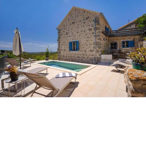 Beautiful Villa Authentic