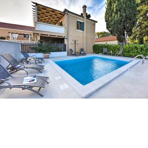 Beautiful Villa Danica, in Dalmatia, with a Pool