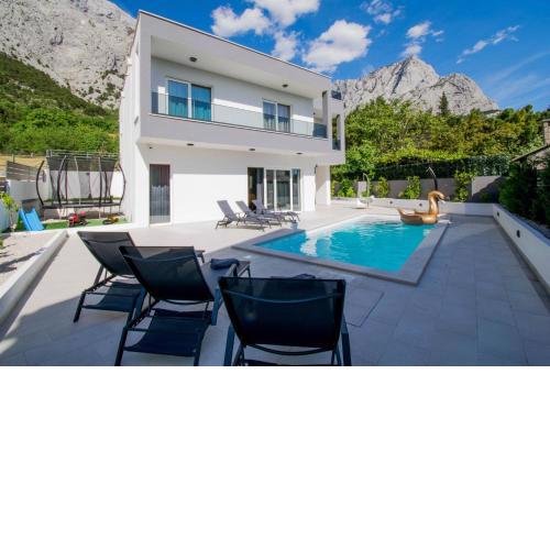 Beautiful villa Family