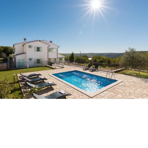 Beautiful Villa Mare with Sea View and Summer Kitchen