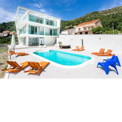 Beautiful Villa Radiance