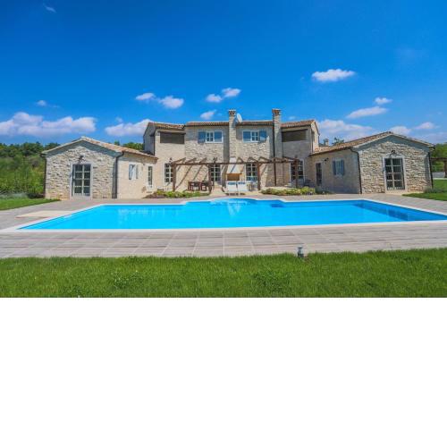 Beautiful Villa Rajki 1 & Rajki 2