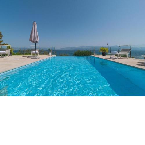 Beautiful Villa Sea Paradise