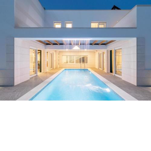 Beautiful Villa Symphony
