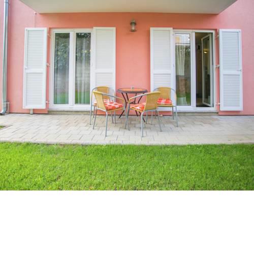 Beautifully Decorated Apartment near Sea in Kukci
