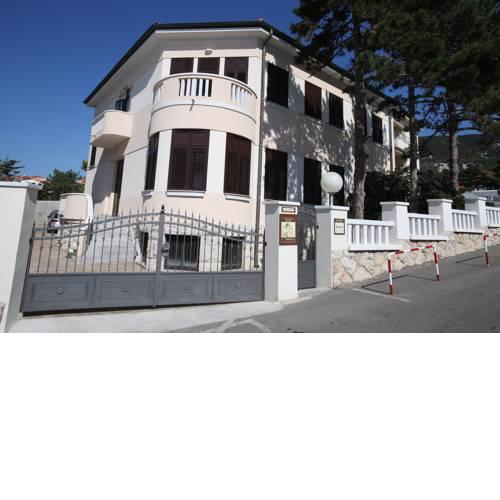 Bed & Breakfast Three Angels